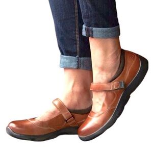 Anodyne, Women's No.19 Diabetic Casual Mary Jane Leather Shoes. 9.5XW